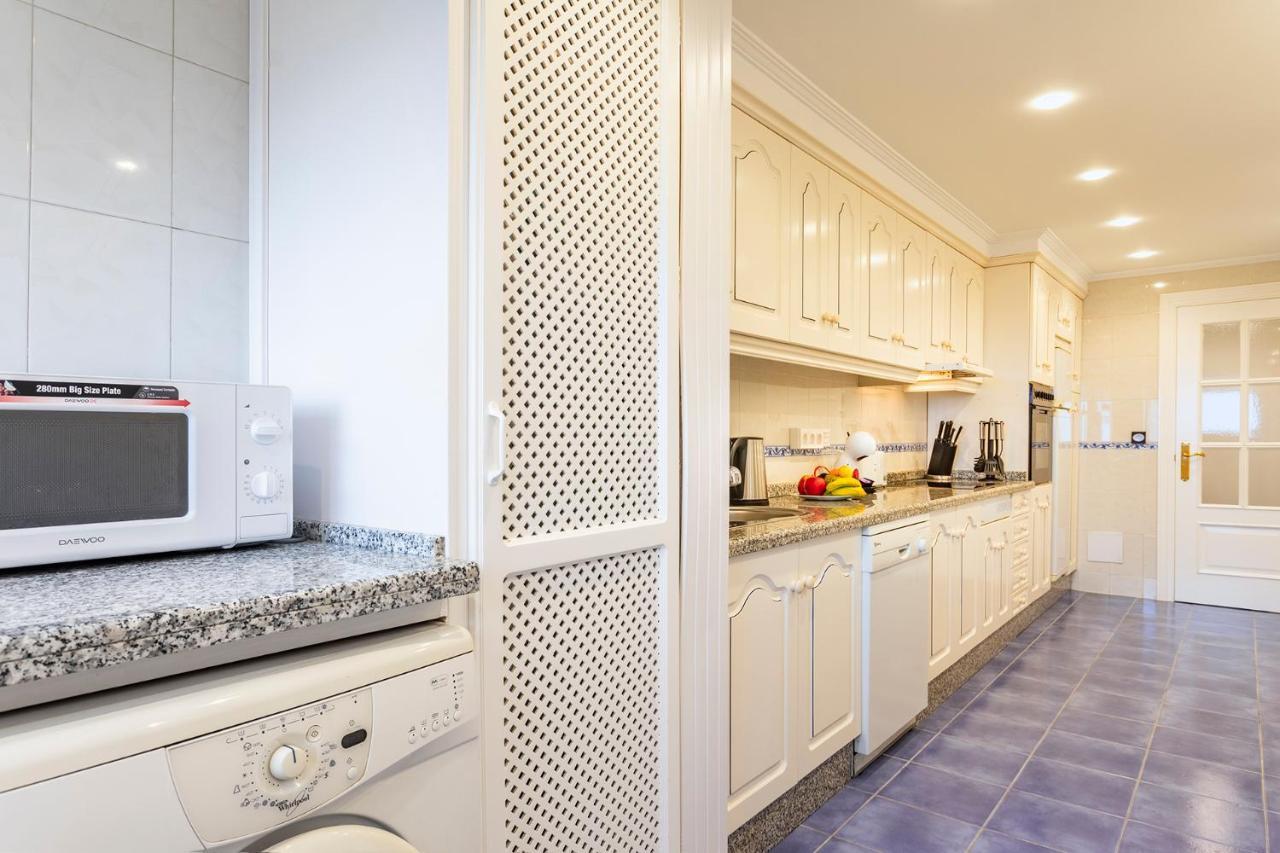 Rentcostadelsol Fuengirola Dona Sofia B Luaran gambar