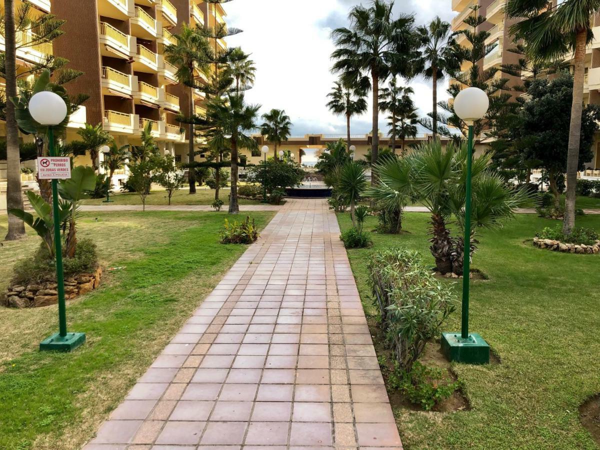 Rentcostadelsol Fuengirola Dona Sofia B Luaran gambar